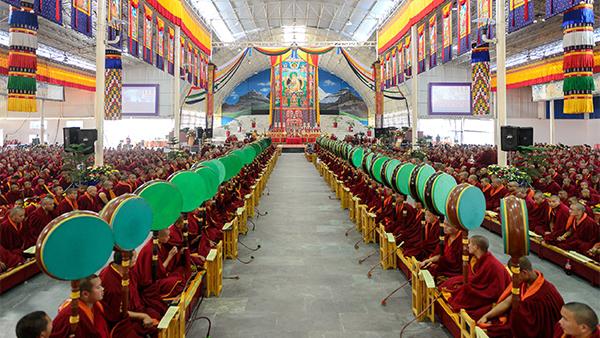 karmapa moenlam